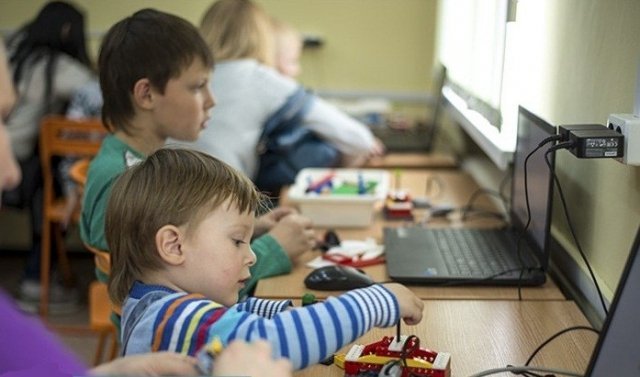 Новость: В Ижевске начали выдавать сертификаты дополнительного образования