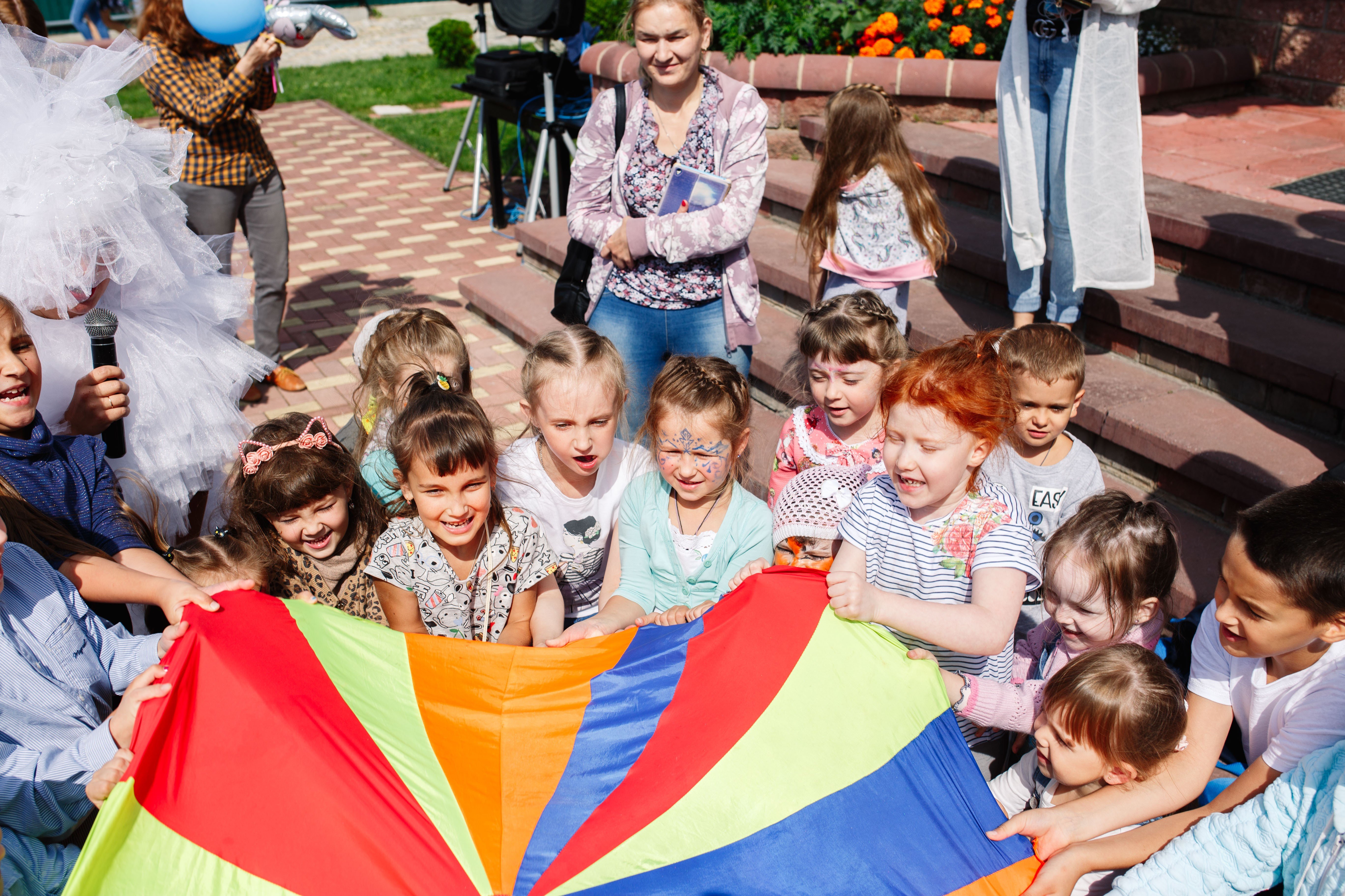 Фото праздник лета. Летние праздники для детей. Праздник 12 летней.