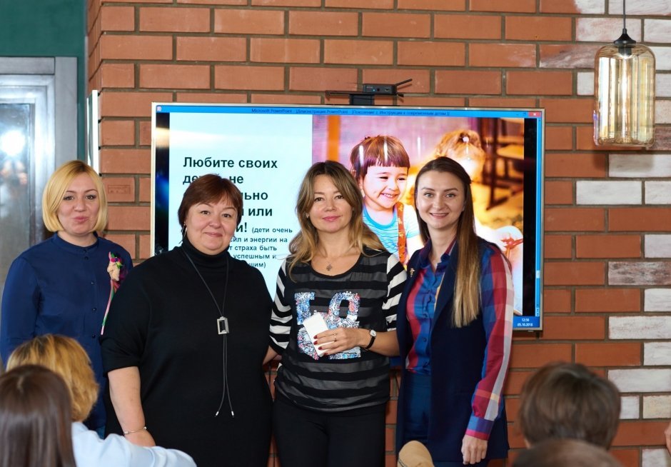 В Сургуте состоялся деловой завтрак с Оксаной и Евгенией Черняйкиными/ ФОТОГАЛЕРЕЯ