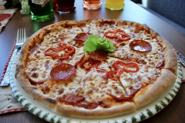 Где поесть итальянскую пиццу в Астрахани ?
