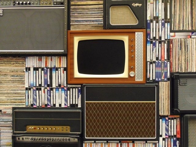 Тест: насколько вы зависимы от телевизора?