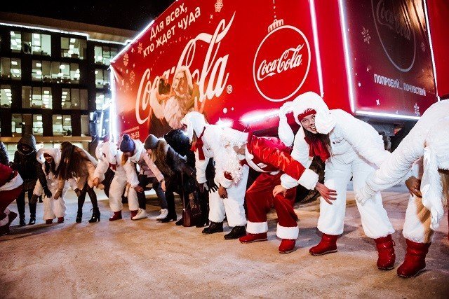 12 декабря благотворительный «Рождественский Караван» Coca-Cola в России в 18-й раз отправится в путешествие