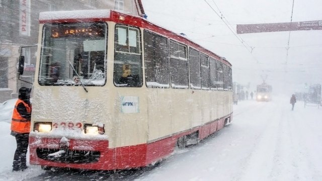 Расписание работы общественного транспорта в Челябинске в праздничные дни изменится