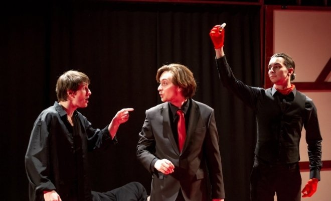 Игра в Шекспира. Гамлет