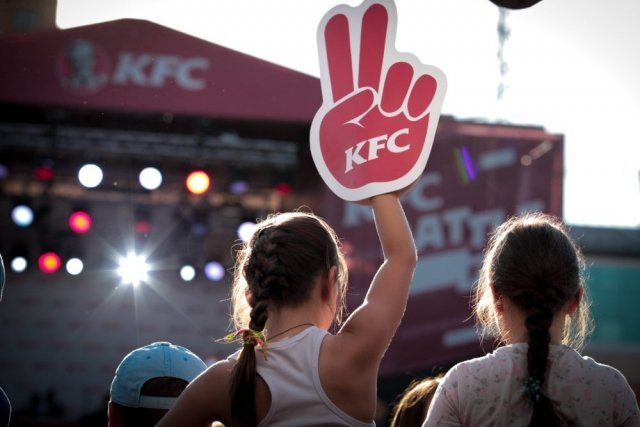Катя IOWA станет хедлайнером на фестивале KFC BATTLE FEST