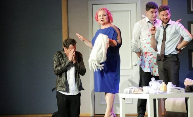 Слишком женатый таксист