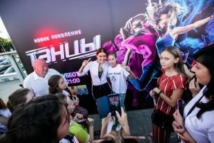 Жители Казани непрерывно находились в танце более 11 часов