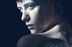 Девушка, которая застряла в паутине