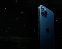 Apple представила iPhone 12
