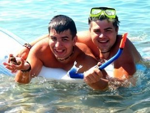 Водолаз Артем с другом