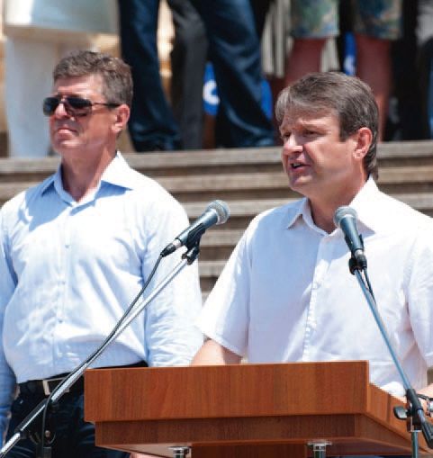 вице-премьер правительства Российской Федерации Дмитрий Козак и губернатор Краснодарского края Александр Ткачев