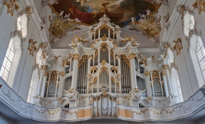 700 лет органной музыки