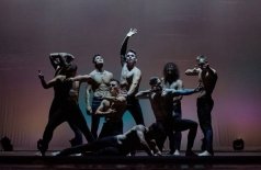 Шоу под дождём VII. И где, …, счастье?