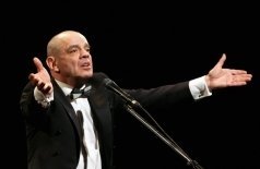 Константин Райкин. Над балаганом небо...