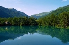 Балкарское ущелье и голубые озера