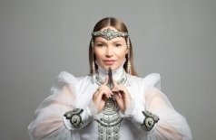 Олена Уутай