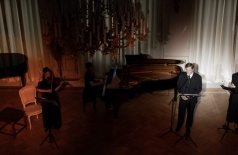 Шум времени: Маяковский. Во весь голос