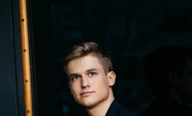 Симон Бюрки