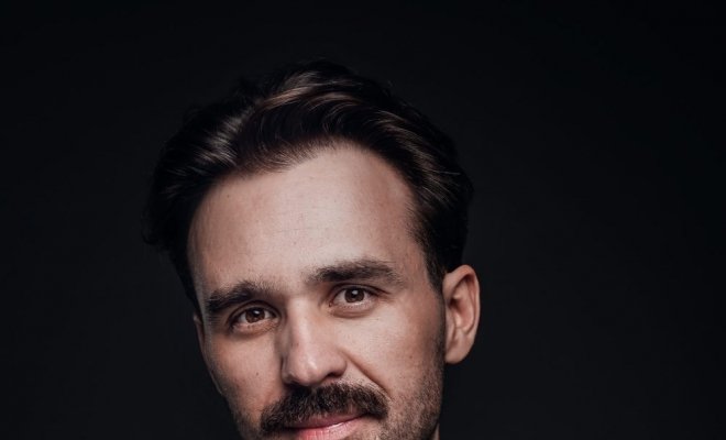 Знаменитости с усами и без - ЯПлакалъ