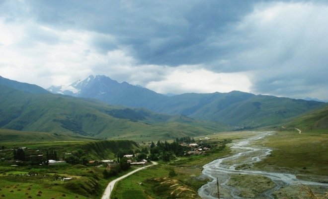 Северная Осетия: Кармадон, Даргавс, монастырь и три ущелья