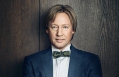 Дмитрий Харатьян