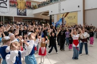 В Екатеринбурге установлен танцевальный рекорд России.