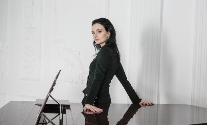 Lena Shery & Buglers