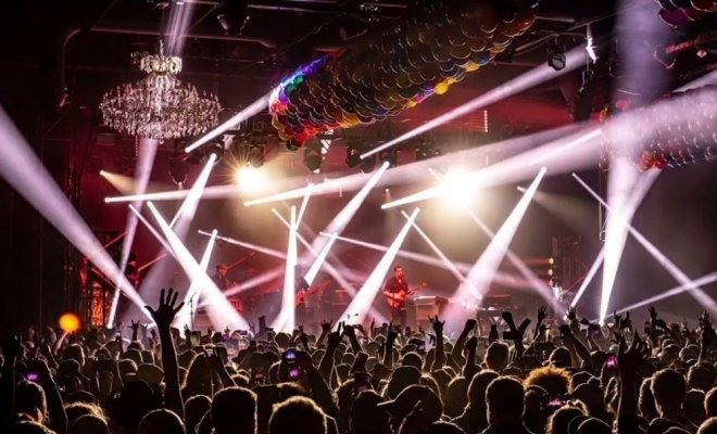 Легенды русского рока. Мультимедийное лазерное симфо-рок-шоу