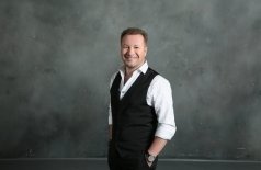 Виктор Дорин