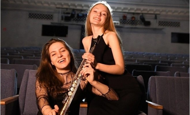 Зажигательный саксофон