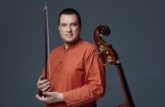 «А вы знаете, ЧТО? Что зелёный человечек знает Баха наизусть?»