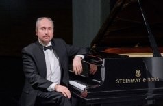 Музыка Баха в день его рожденья. Вселенная звука