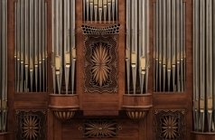 Pop-хиты на органе при свечах