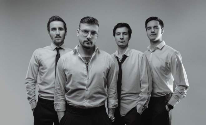 Three Sticks. Мир неоклассики