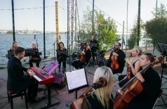 Концерт у моря. Рок с симфоническим оркестром