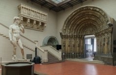 Обзорная экскурсия по Главному зданию
