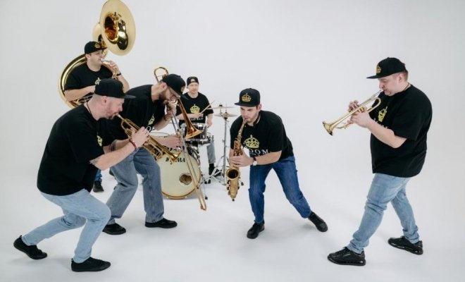 Вся мощь духовых инструментов от Boom Brass Band