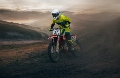Гонки на гаревой дорожке. Класс 500 — командные соревнования