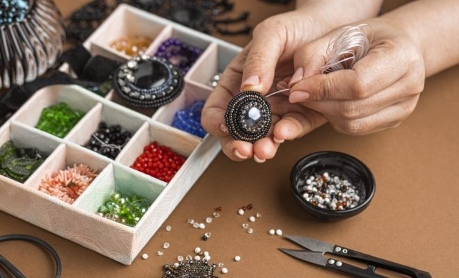 Украшения из текстиля