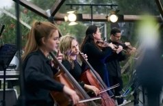Cinematica Orchestra под открытым небом