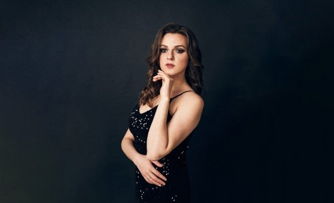 Эльвира Копылова. Страсти по опере