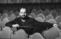 Музыка при свечах. Шедевры Чайковского. Щелкунчик. Лебединое озеро. Спящая красавица