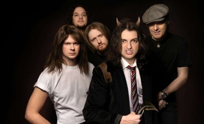 AC/DC Show: Easy Dizzy
