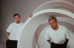 Френдли Файа