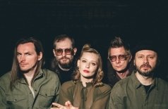 Юлия Пересильд и группа МАNДРАГОРА с программой: Птица-Победа