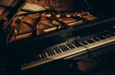 Музыка в музее. Джаз, мюзикл, кино. Скрипка и рояль