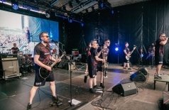 Включай микрофон!