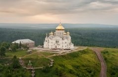 Фототур «Уральские просторы»: Белогорский монастырь, экокурорт Белогорье, село Троельга