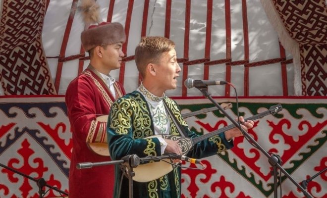 Ел мәртебесі — ата заң