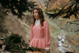 Осенью на большие экраны выходит фильм «Алиса в Стране Чудес»